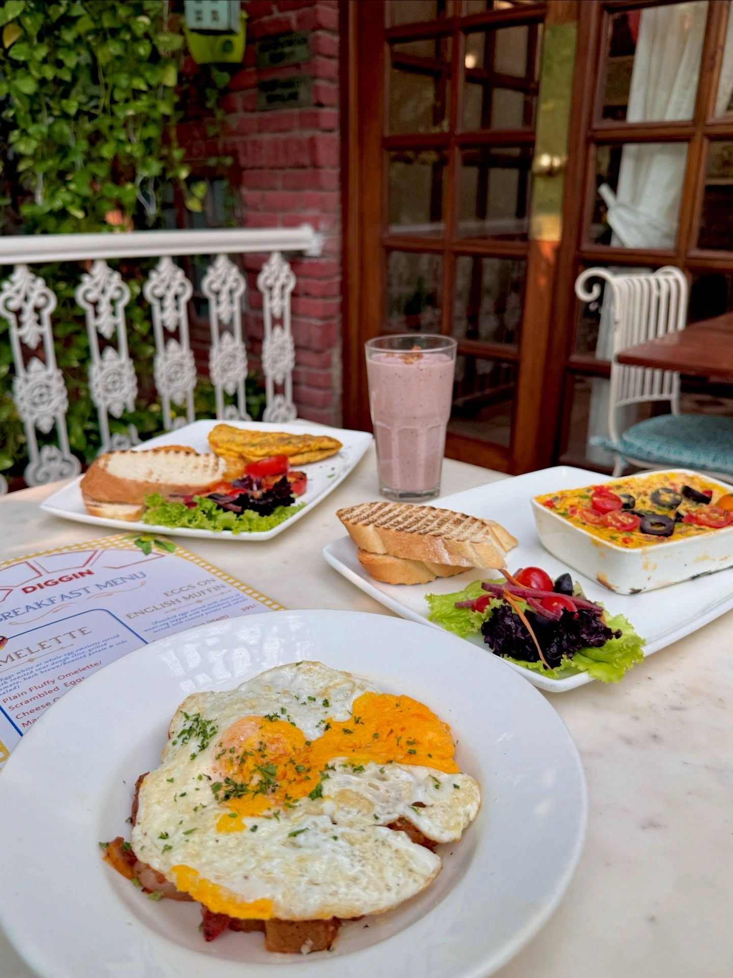 diggin cafe menu