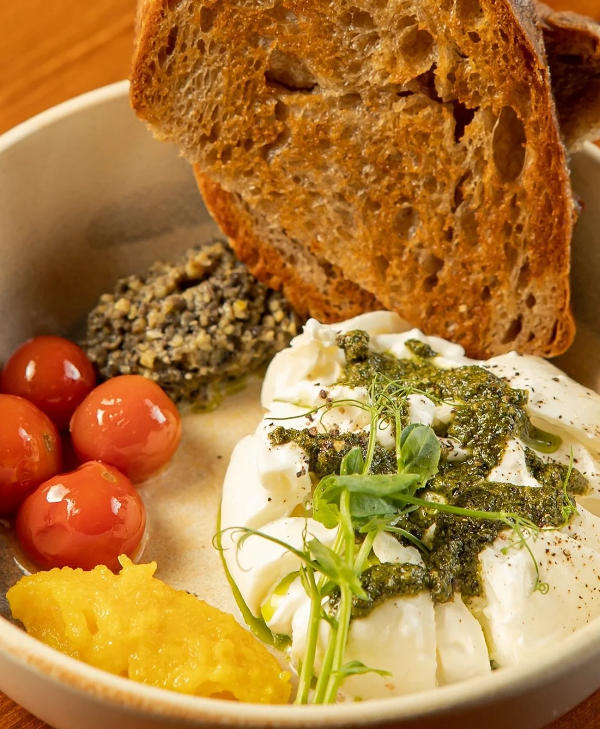 one8 commune menu