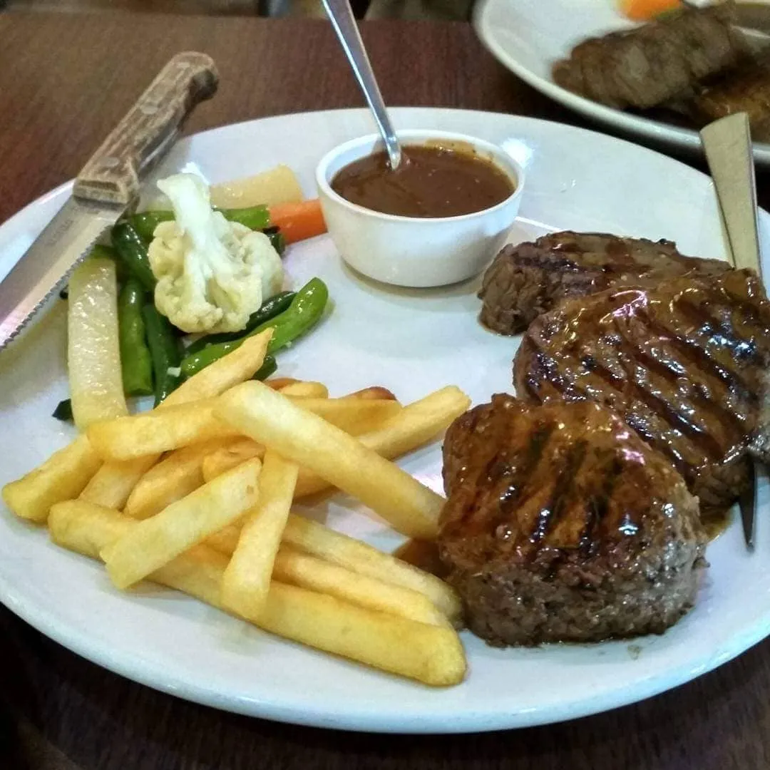 cafe mondegar