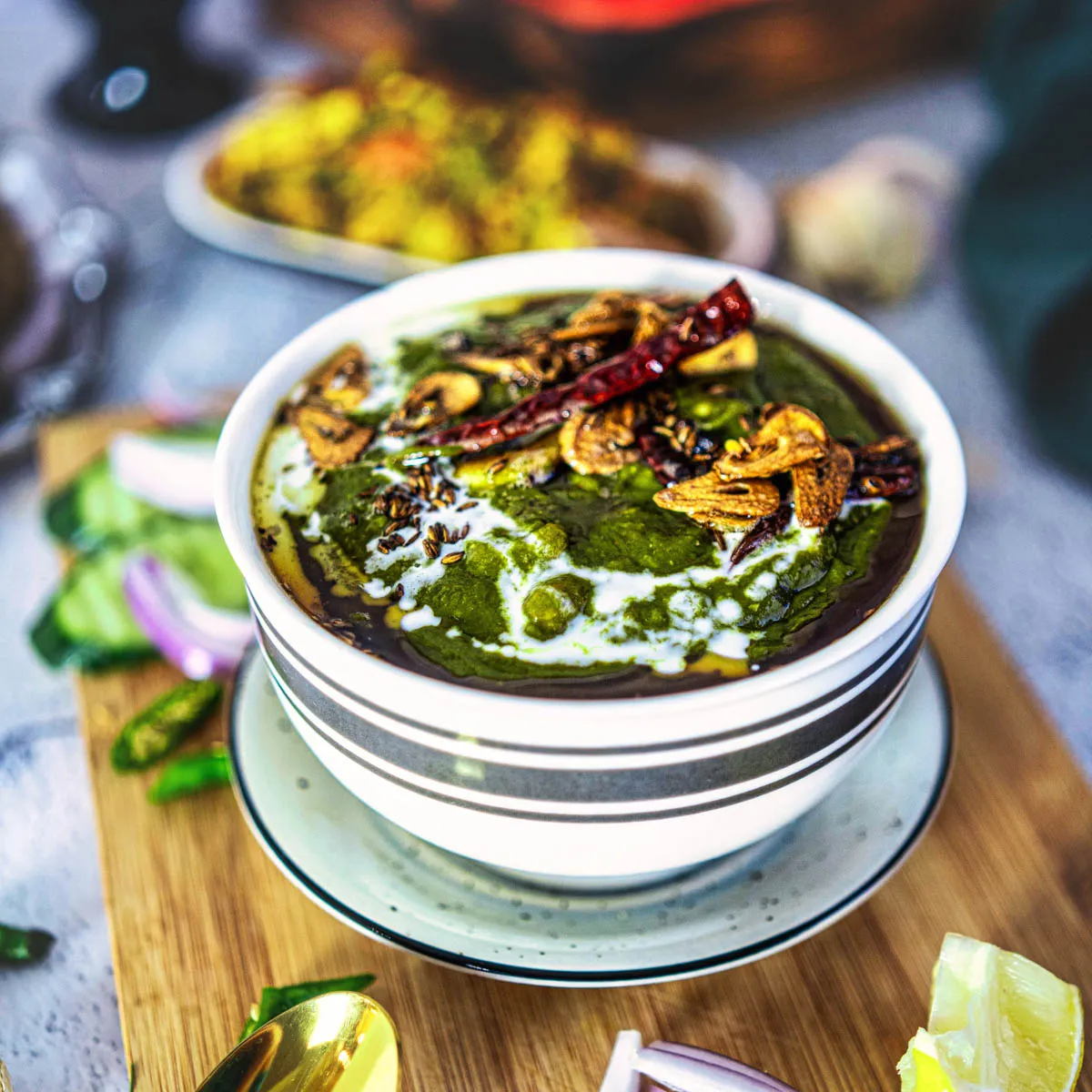 Lasooni Saag