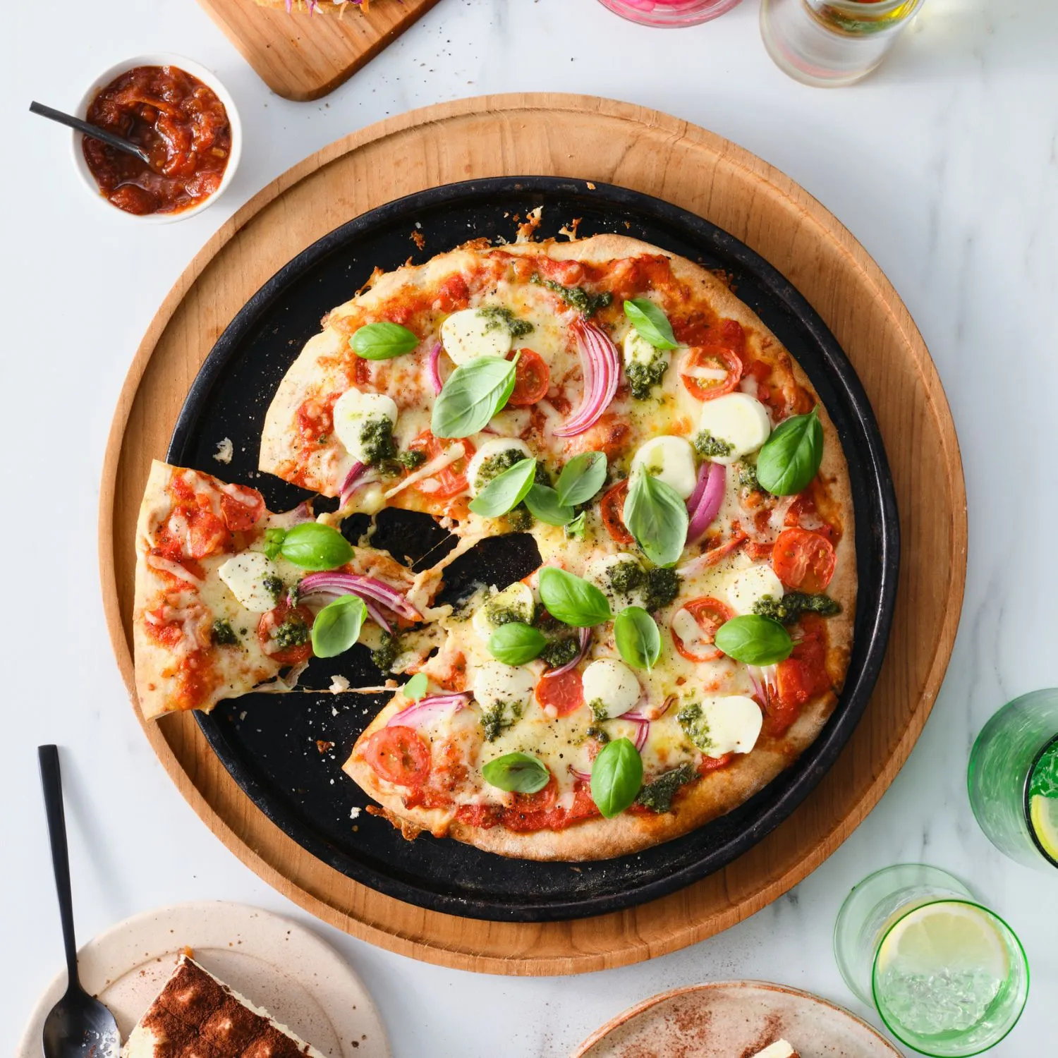 Pizza Wood-Fired, Brik Oven Baked